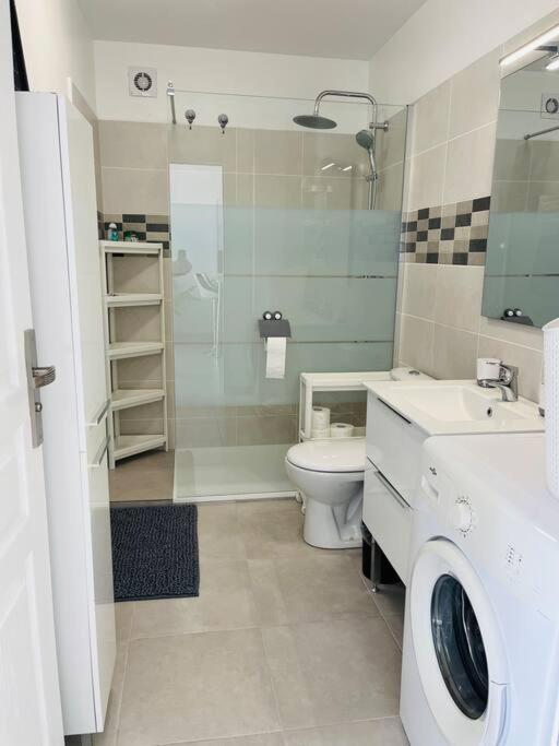 Maison 4 Personnes Avec Jacuzzi Мариньян Екстер'єр фото